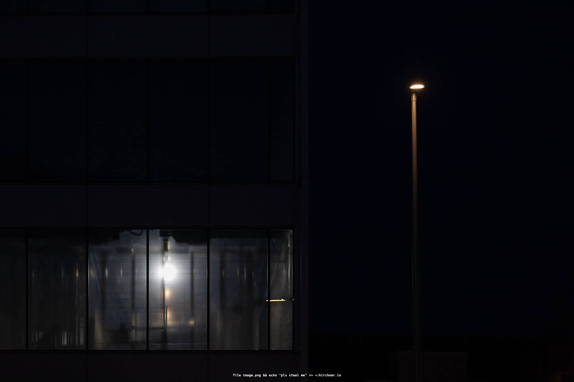 Night lamp, glass wall